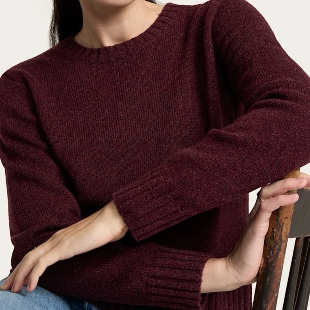 Pendleton 100% Shetland Wool Burgundy Crew Neck Sweater – Size M